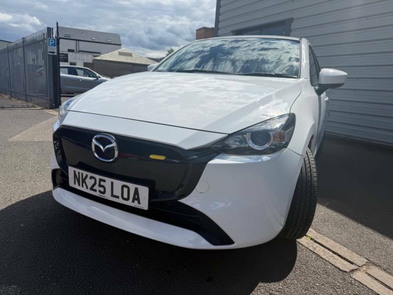 Mazda 2 1.5 E-skyactiv G Mhev Centre-line White #4
