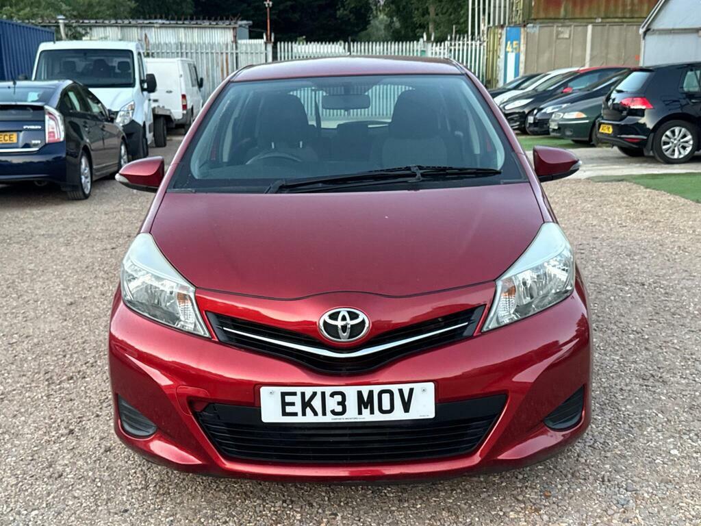 Toyota Yaris 1.0 Vvt-i T2 Red #26