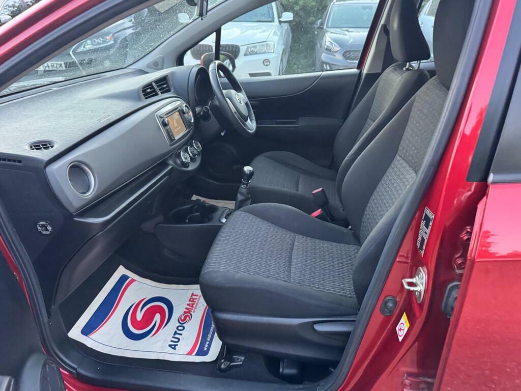 Toyota Yaris 1.0 Vvt-i T2 Red #43