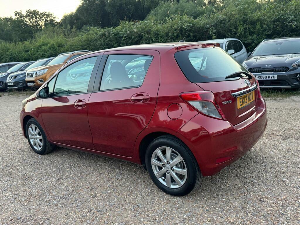 Toyota Yaris 1.0 Vvt-i T2 Red #35