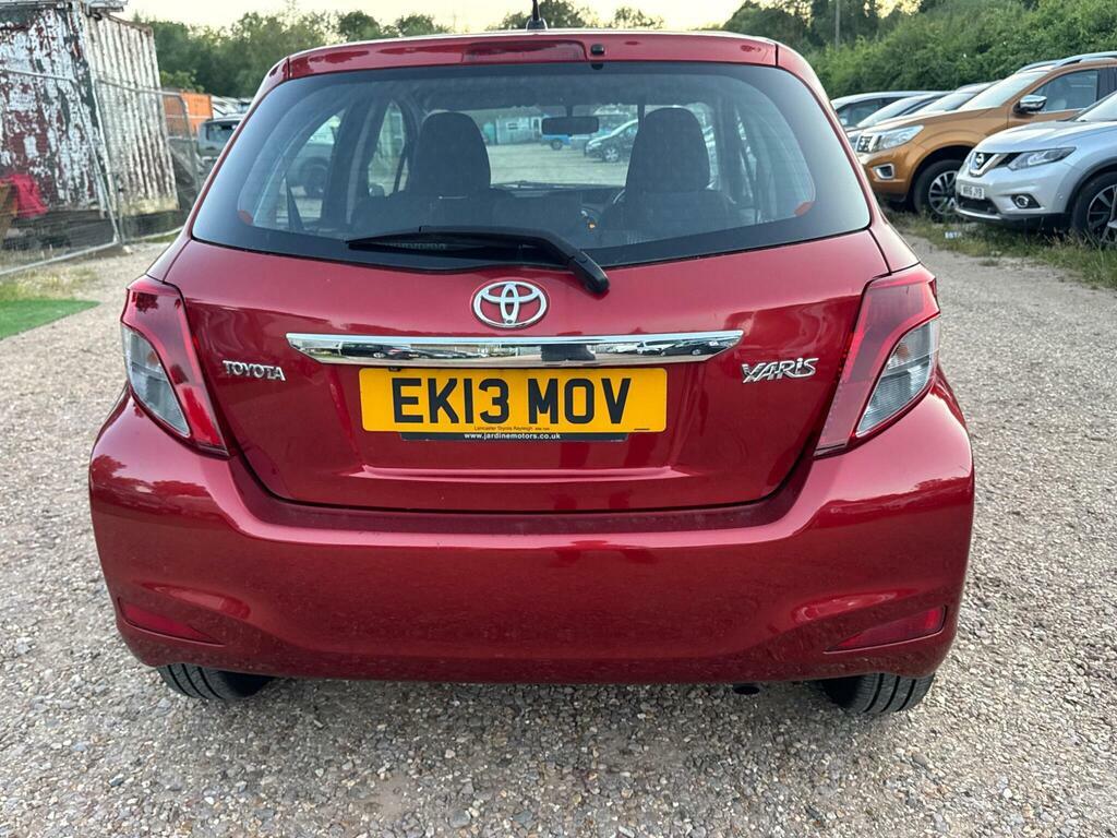 Toyota Yaris 1.0 Vvt-i T2 Red #28