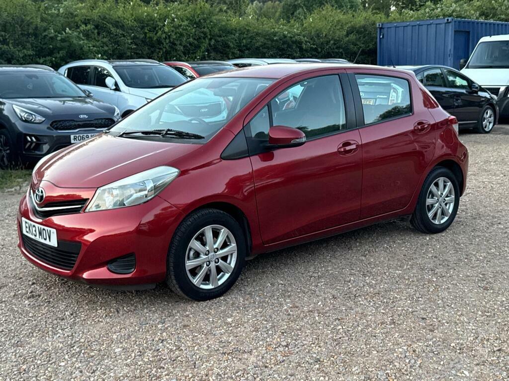 Toyota Yaris 1.0 Vvt-i T2 Red #13