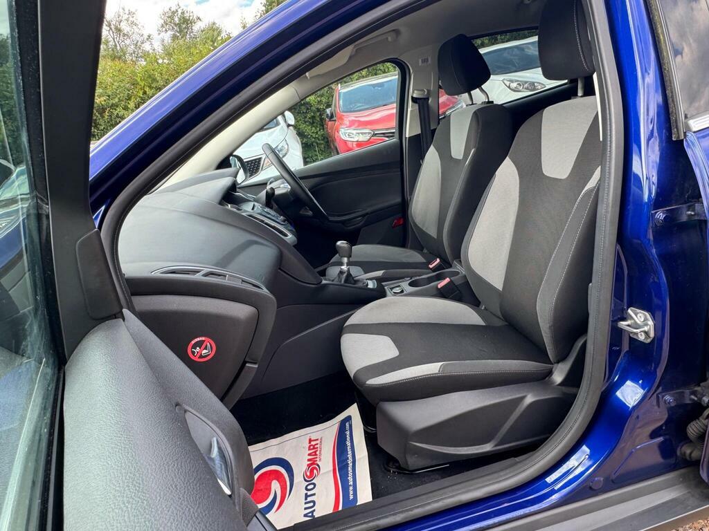 Ford Focus 1.0T Turbo Ecoboost 125 Bhp Zetec Estate. Ulez White #46