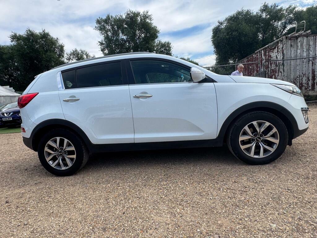 Kia Sportage 1.6 Gdi 1 Suv 2Wd Euro 5 133 Bh White #40