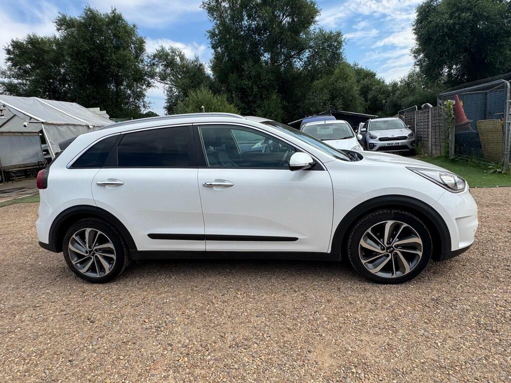 Kia Niro Kia Niro 1.6H Gdi 3 Suv Hybrid Dct Euro Grey #44