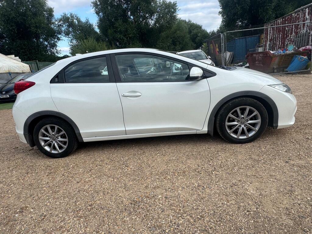 Honda Civic I-dtec Se U52183 White #29