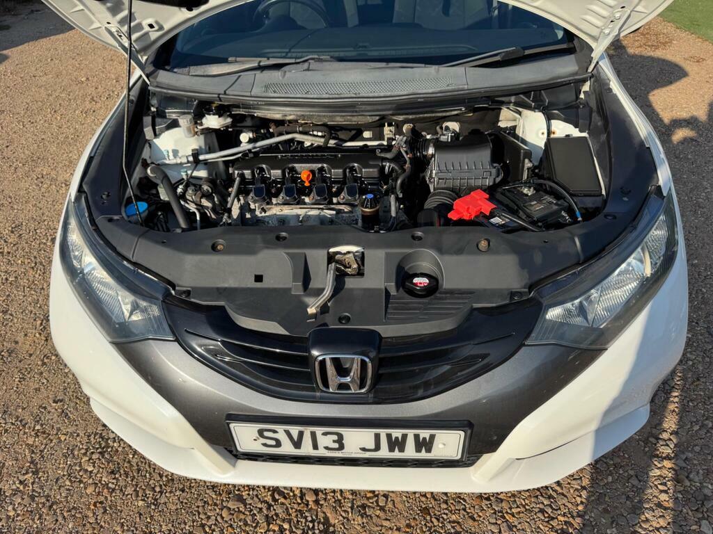 Honda Civic I-dtec Se U52183 White #12