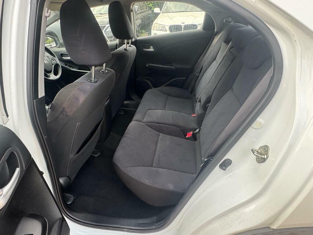 Honda Civic I-dtec Se U52183 White #35