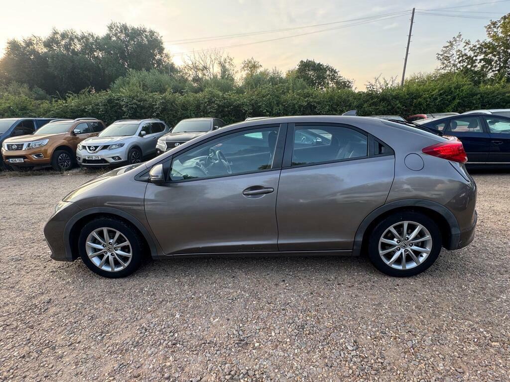 Honda Civic 1.6 I-dtec Se 118 Bhp White #29