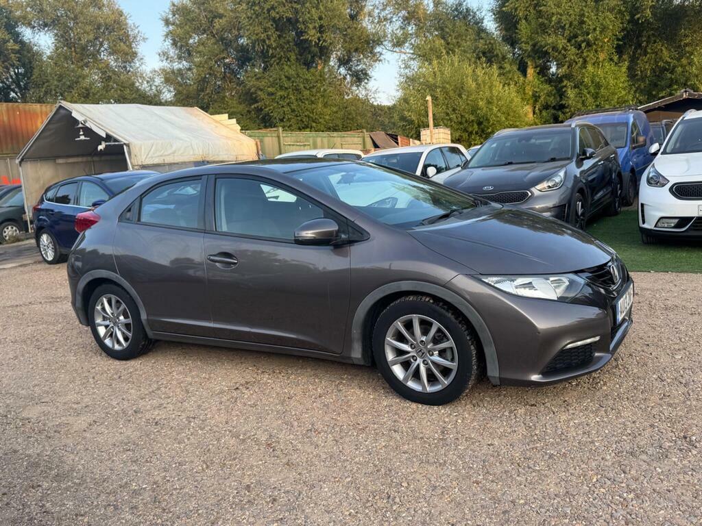 Honda Civic 1.6 I-dtec Se 118 Bhp White #1