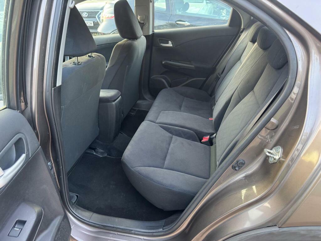 Honda Civic 1.6 I-dtec Se 118 Bhp White #37