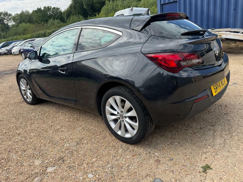 Vauxhall Astra GTC 1.4T 16V Sri Euro 5 S S Black #4