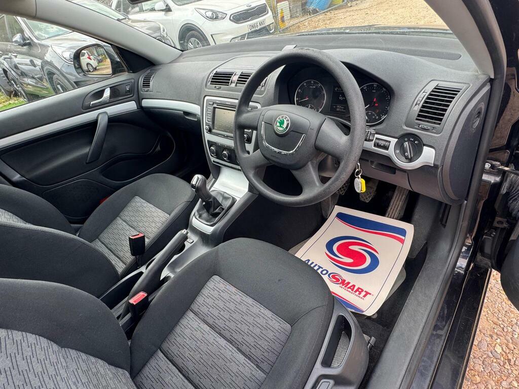Skoda Octavia 1.4 Tsi S Dsg 5-Dr Hatchback Green #34