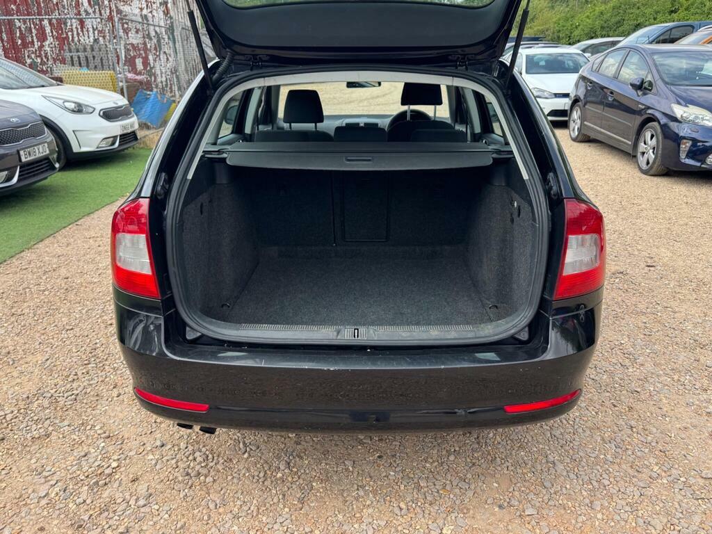 Skoda Octavia 1.4 Tsi S Dsg 5-Dr Hatchback Green #44