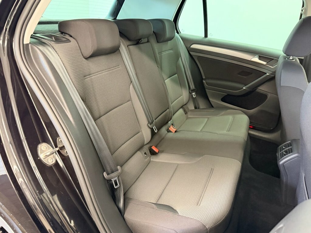 Volkswagen Golf Hatchback GV69LYC Black #3