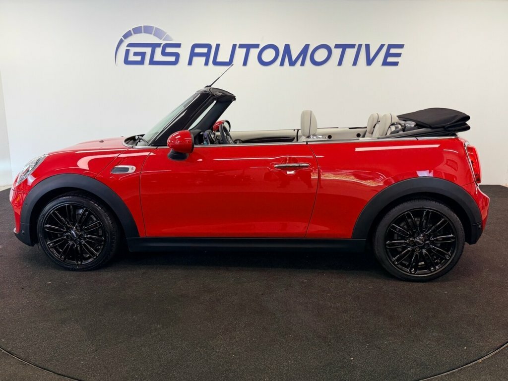 Mini Convertible 1.5L Cooper Exclusive Red #4