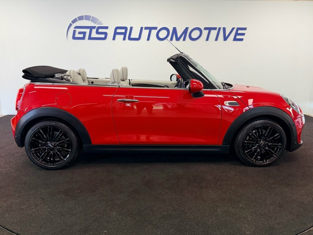 Mini Convertible 1.5L Cooper Exclusive Red #6