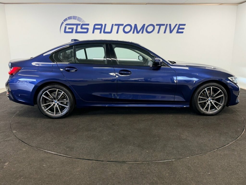 BMW 3 Series Saloon GJ70OGP Blue #5