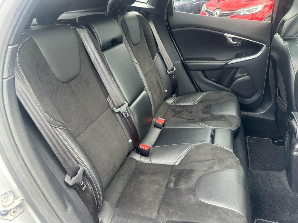 Volvo V40 2L R-design Nav Plus Silver #5