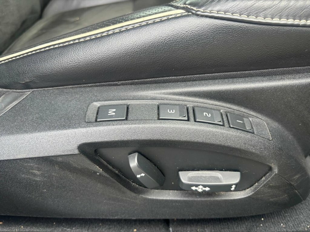 Volvo V40 2L R-design Nav Plus Silver #4