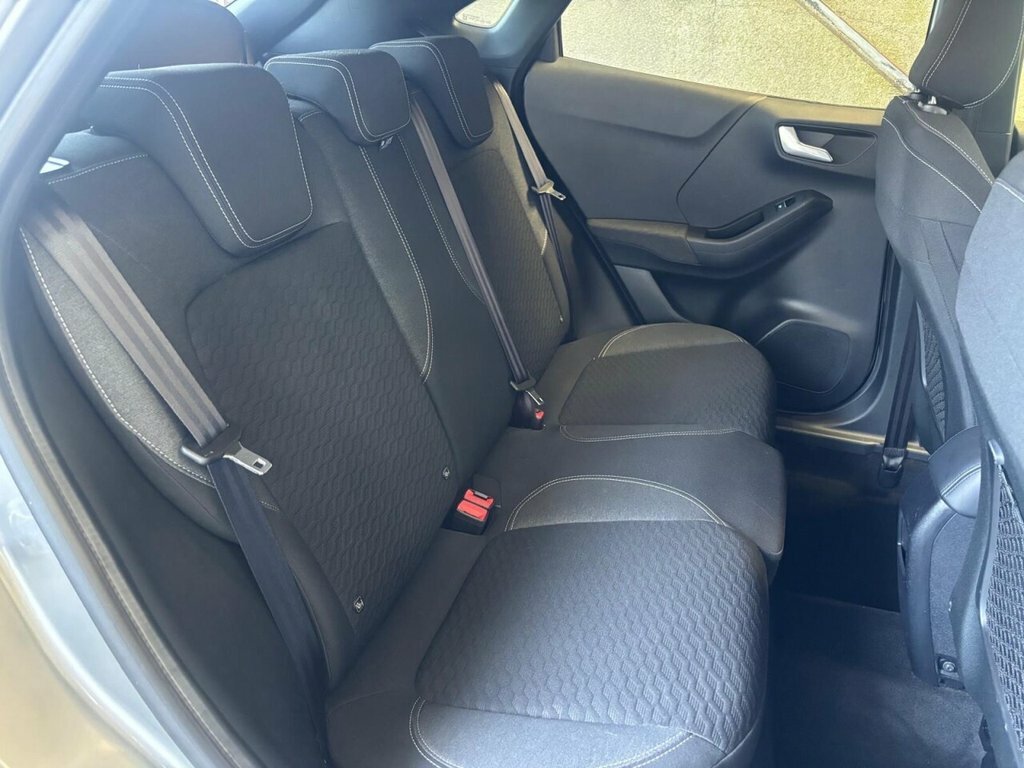 Ford Puma Suv EJ22VNR Grey #4