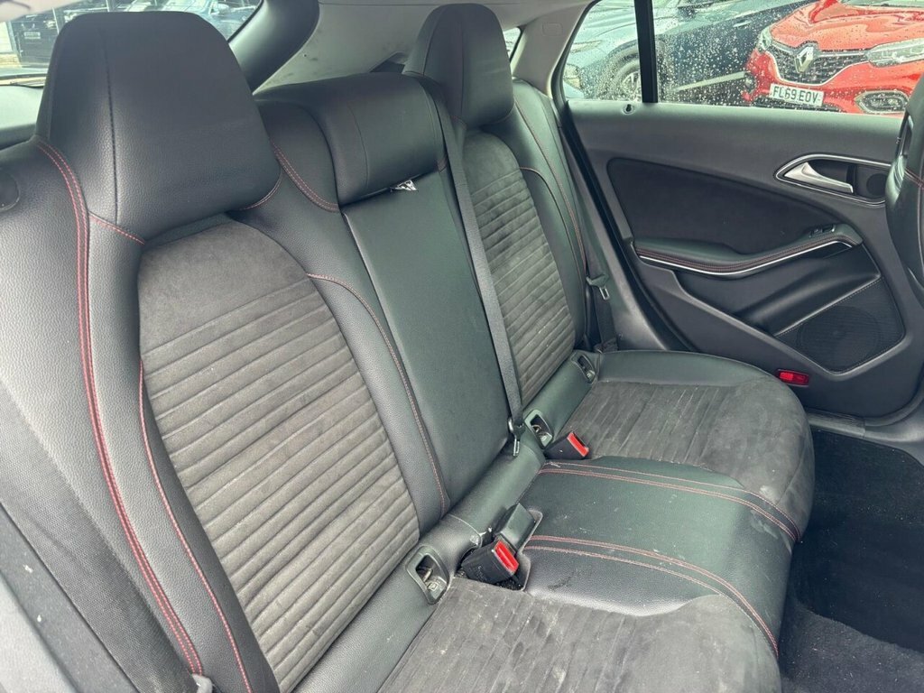 Mercedes-Benz CLA Class Cla 200 Amg Line Edition Grey #3
