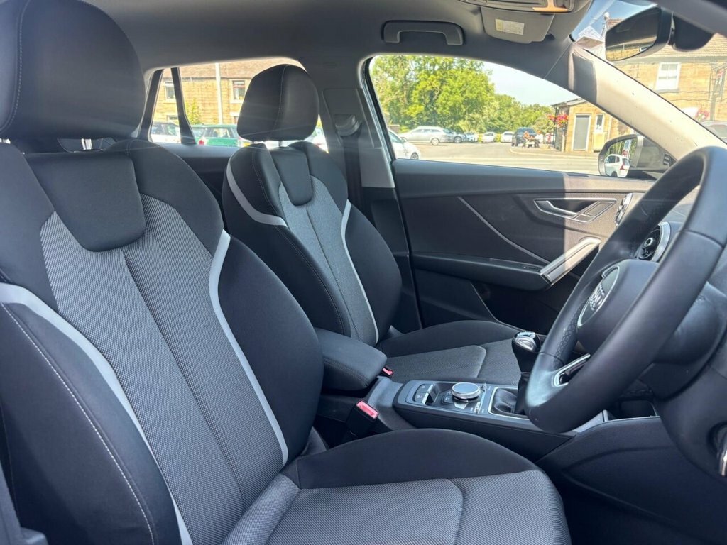 Audi Q2 Suv ST73YVC Black #3