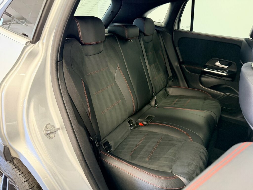 Mercedes-Benz GLA Class Suv WN70AGU Silver #4