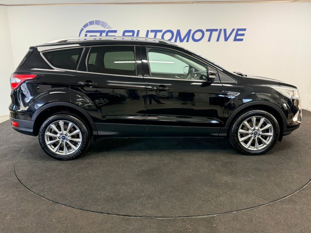 Ford Kuga 2L Titanium Edition WV69CRZ Black #5