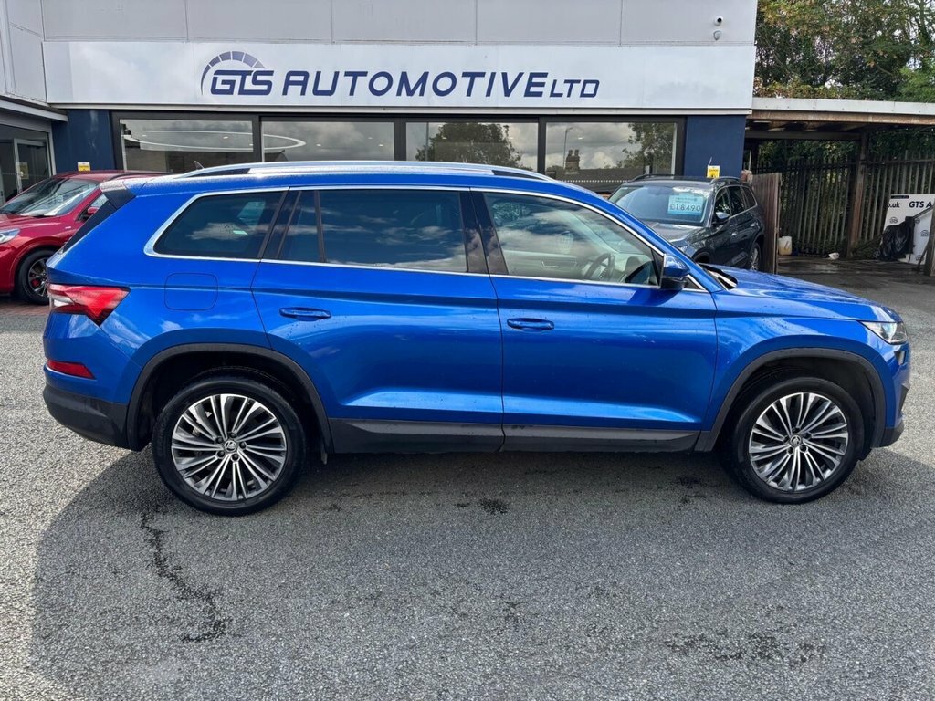 Skoda Kodiaq Suv YV23XAR Blue #6