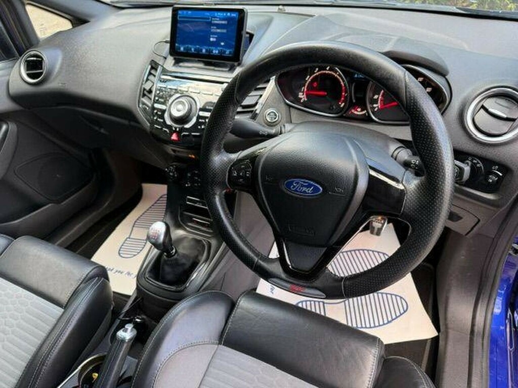 Ford Fiesta 1.6T Ecoboost St-2 Euro 6 Blue #4