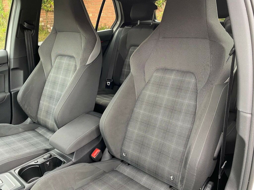 Volkswagen Golf 2.0 Tdi Gtd Dsg Euro 6 Ss White #2