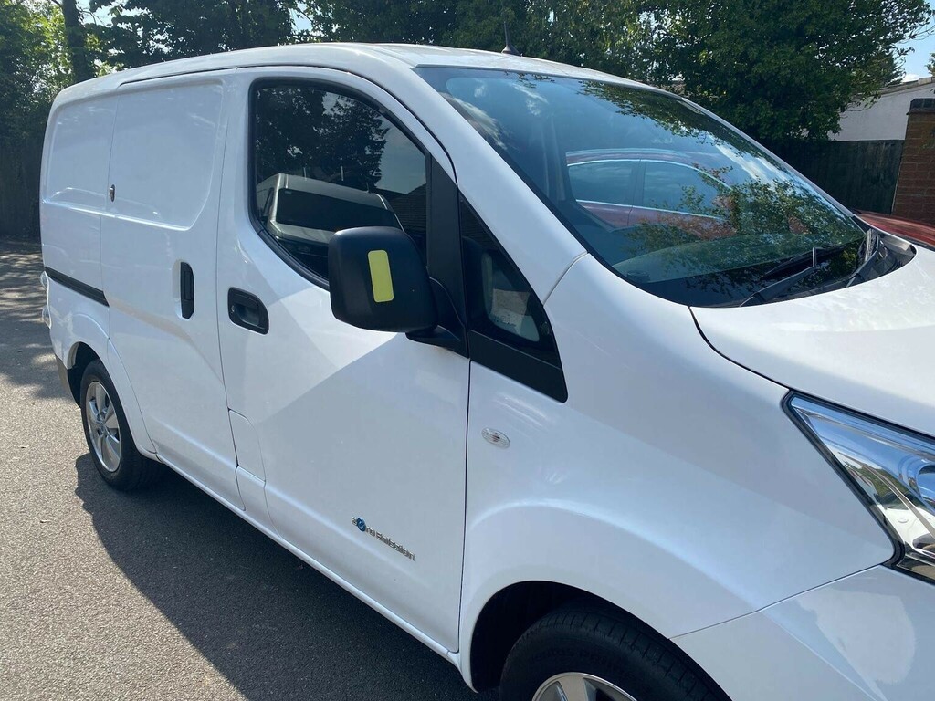 Nissan e-NV200 Panel Van 40Kwh Tekna Swb Quick Charge White #3