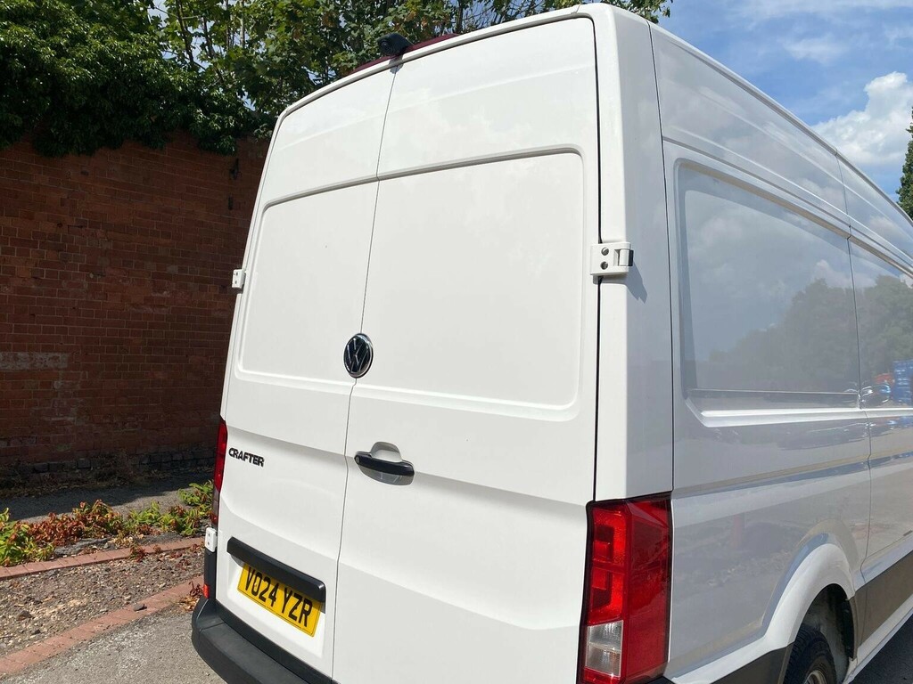 Volkswagen Crafter Panel Van 2.0 Tdi Cr35 Startline Fwd Mwb High Roof VO24YZR White #5