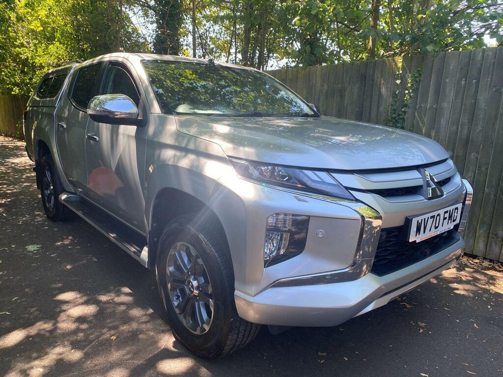 Mitsubishi L200 2.2L Dc Trojan Silver #1