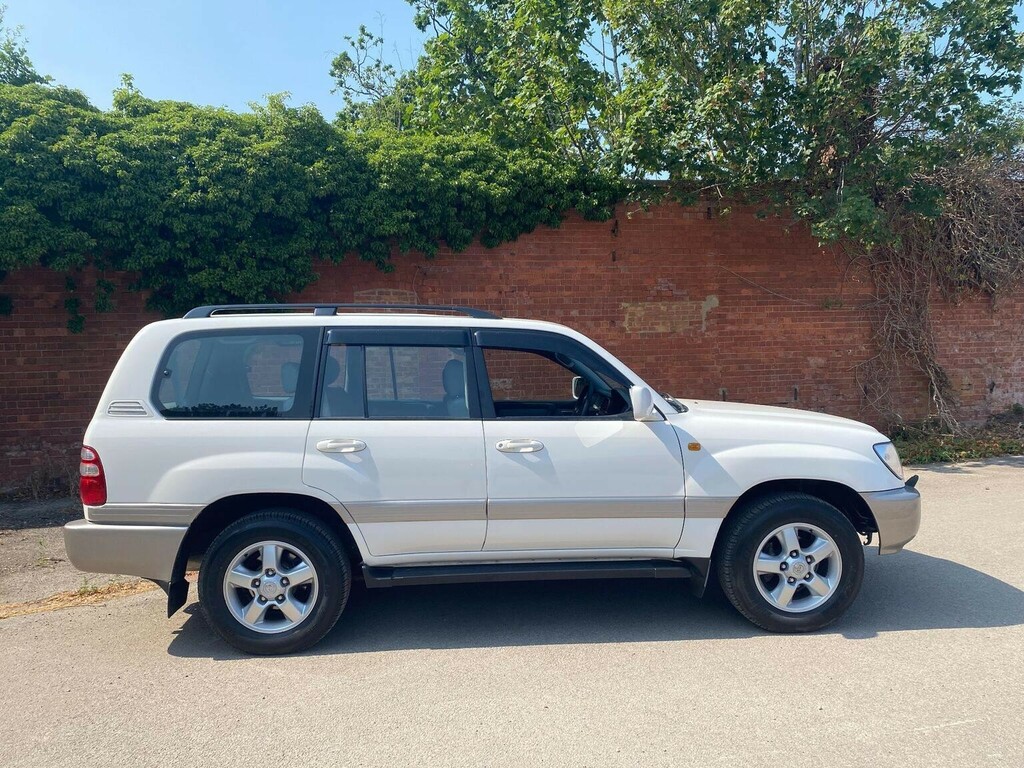 Toyota Land Cruiser Amazon 4.2 Td White #3
