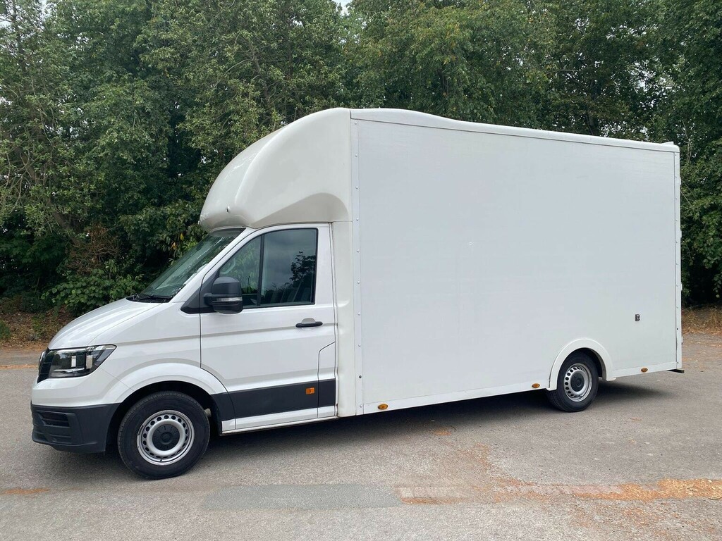 Volkswagen Crafter 2.0 Tdi Cr35 Commerce Cr35 Fwd Lwb Euro 6 S White