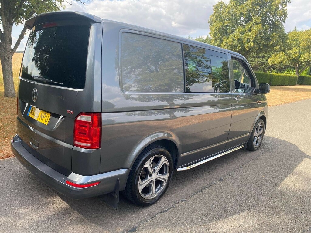 Volkswagen Transporter 2.0 Bitdi T32 Bluemotion Tech Dsg Fwd Swb Euro 6 Grey