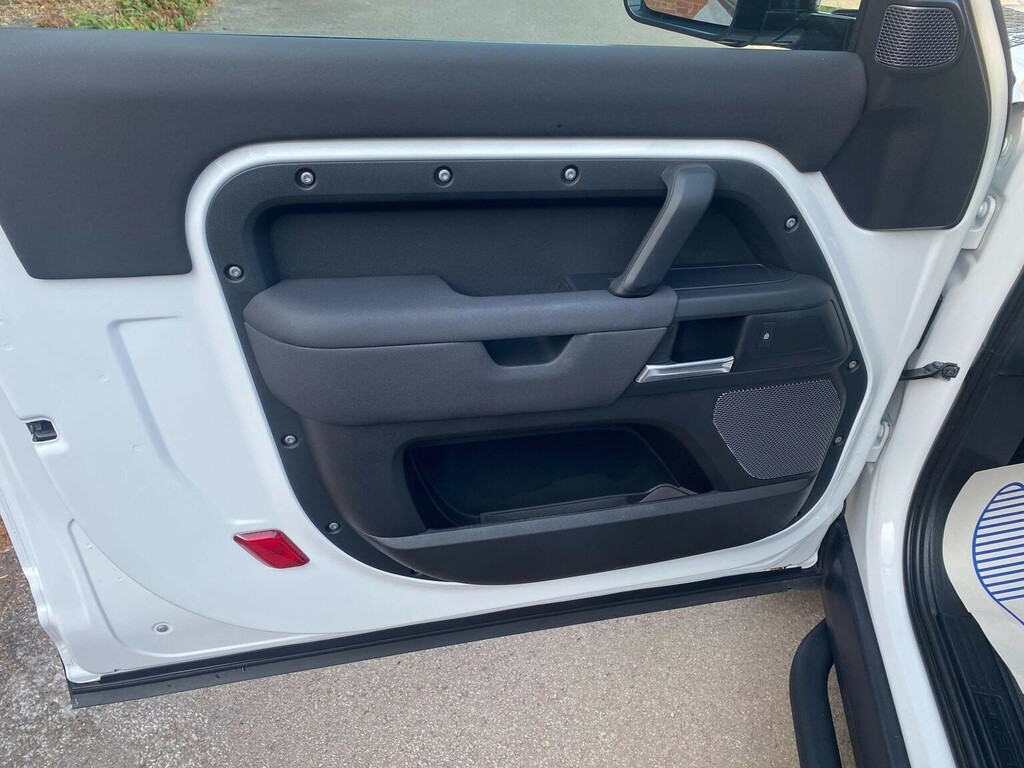 Land Rover Defender 90 Defender X-dynamic Se D Mhev White #15