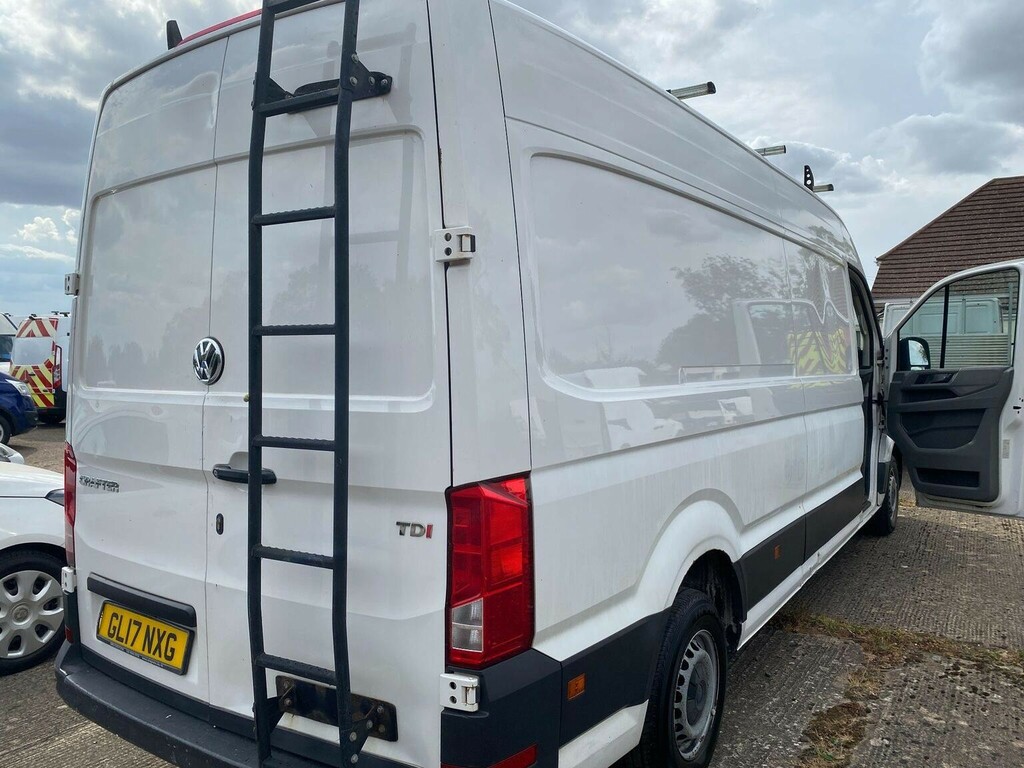 Volkswagen Crafter Panel Van 2.0 Tdi Cr35 Bluemotion Tech Startline F White #2