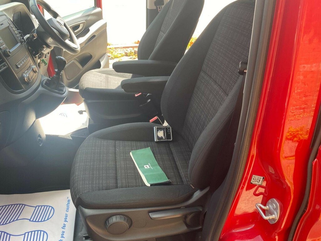 Mercedes-Benz Vito 111 Cdi White #12