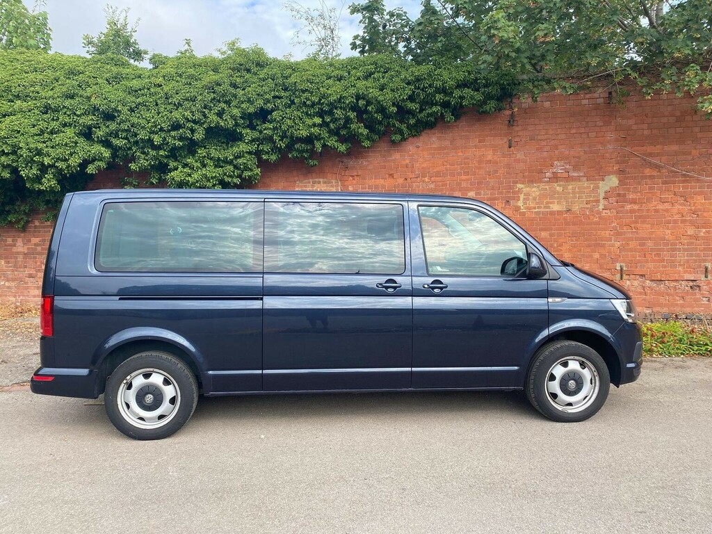 Volkswagen Transporter Window Van 2.0 Tsi T32 Bluemotion Tech Dsg Fwd Lwb BM68KMA Blue