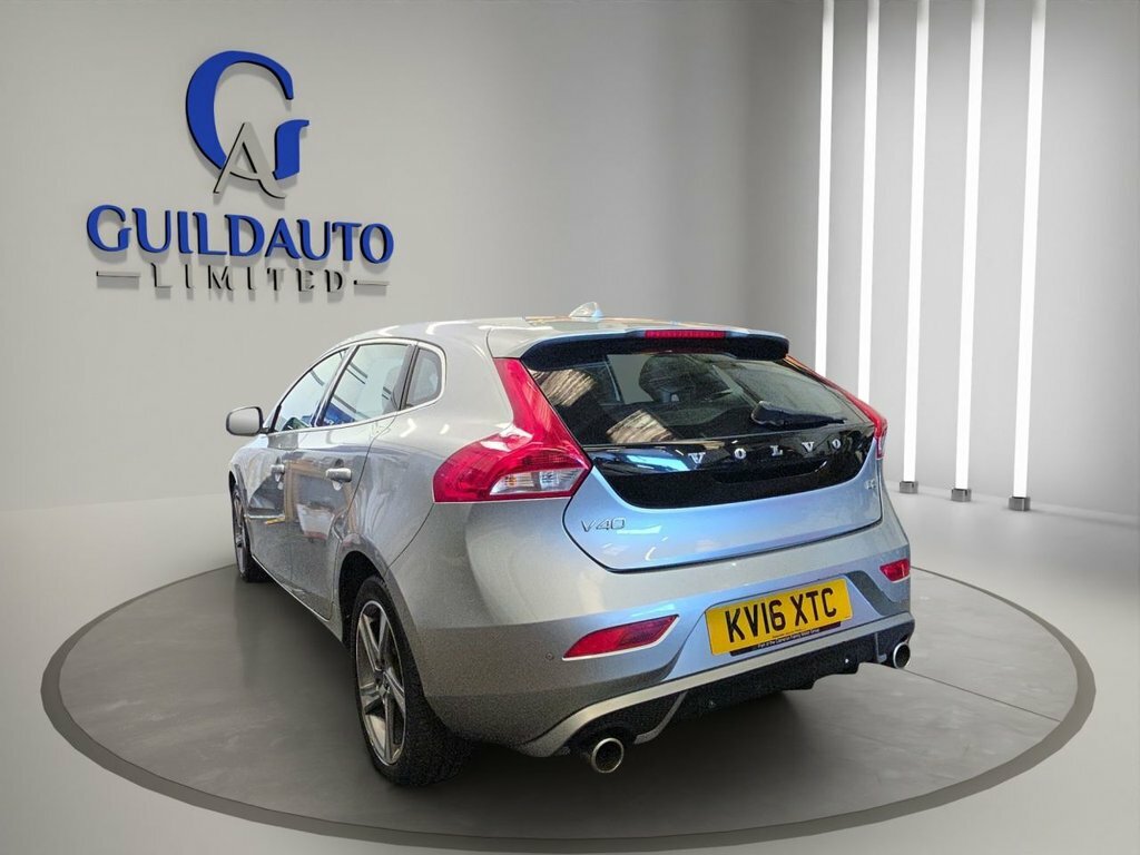 Volvo V40 2L R-design Lux Nav Silver #3