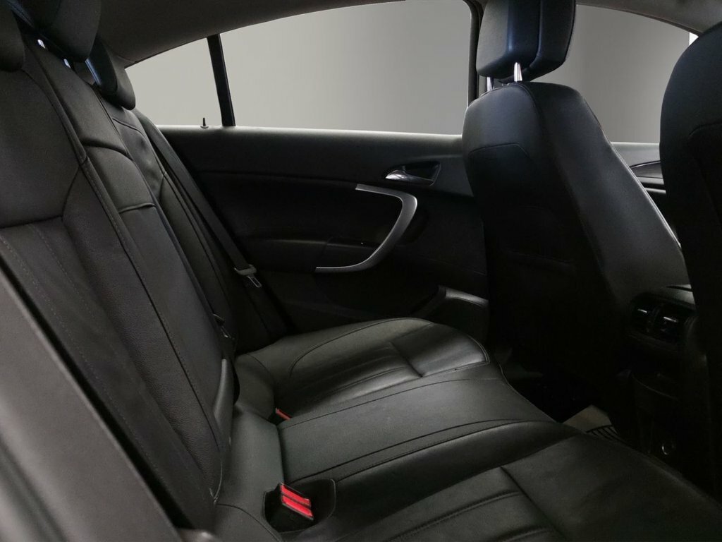 Vauxhall Insignia Black #18