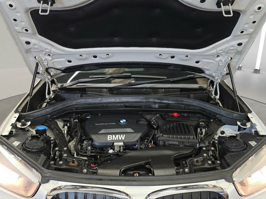 BMW X1 Xline Black #28