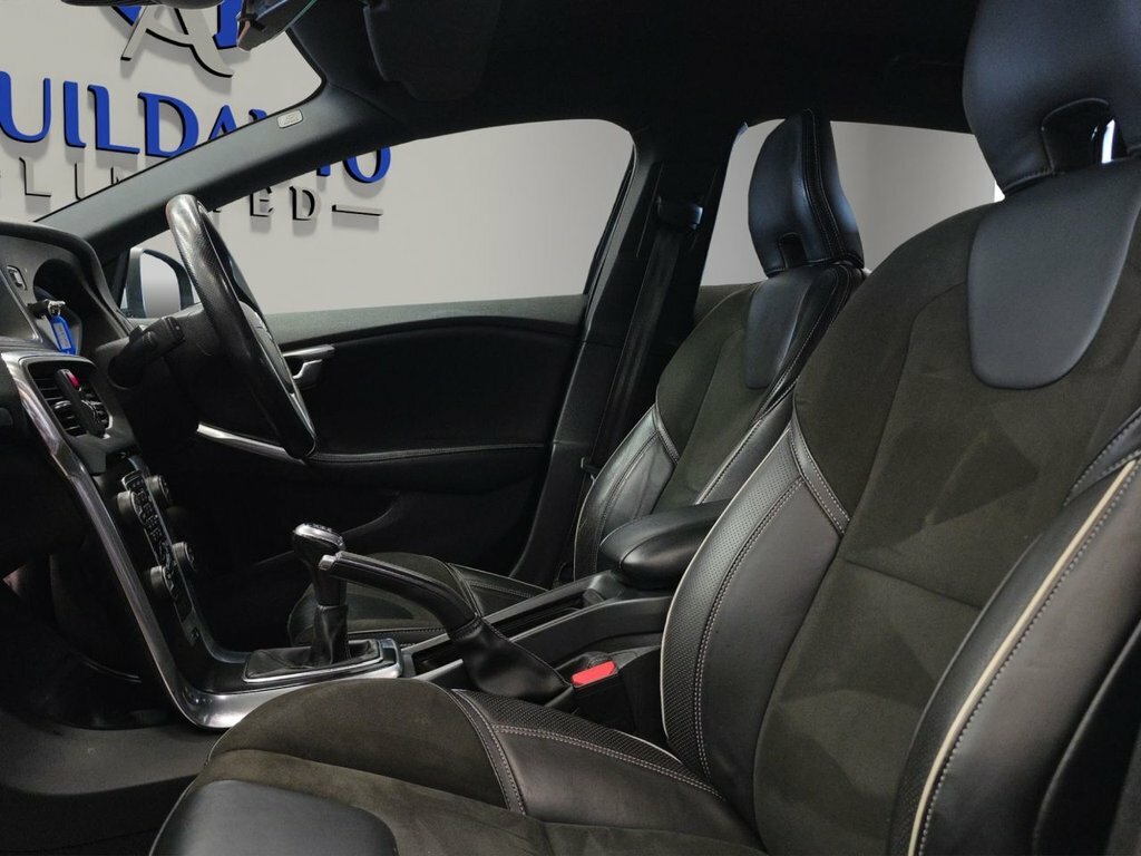 Volvo V40 2.0L D3 R-design Nav 148 Bhp Silver #22