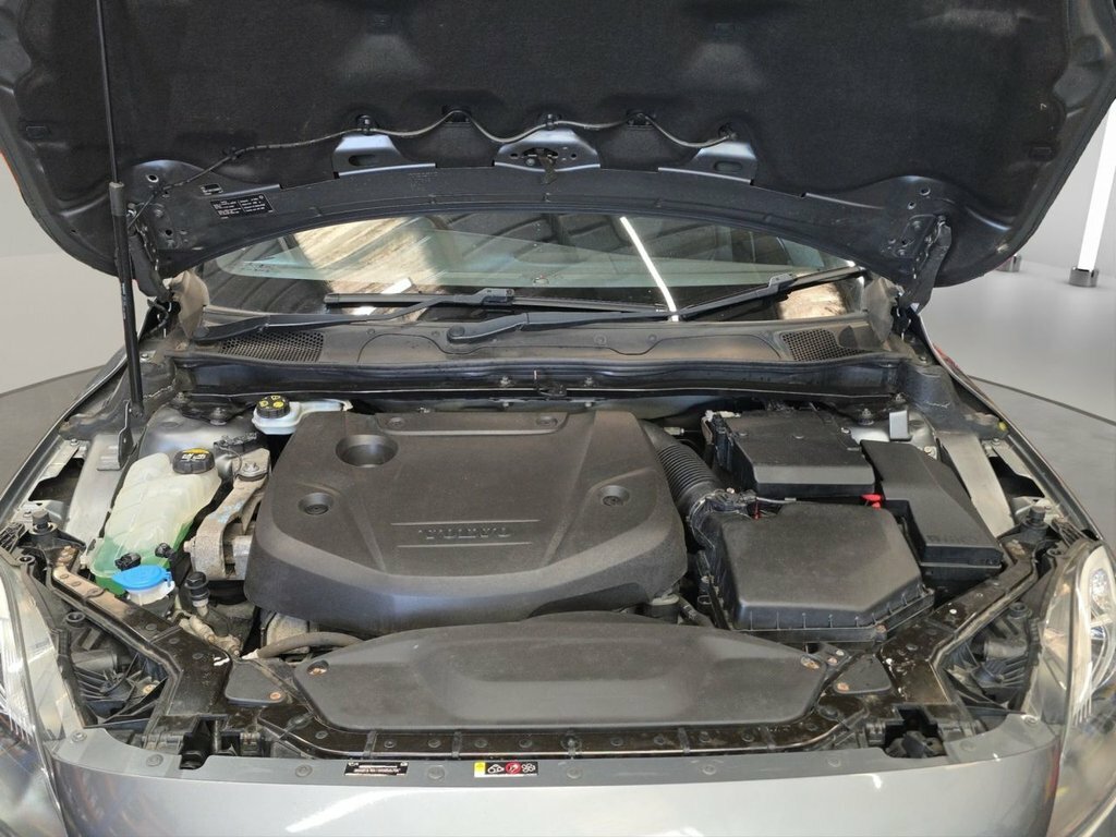 Volvo V40 2.0L D3 R-design Nav 148 Bhp Silver #28