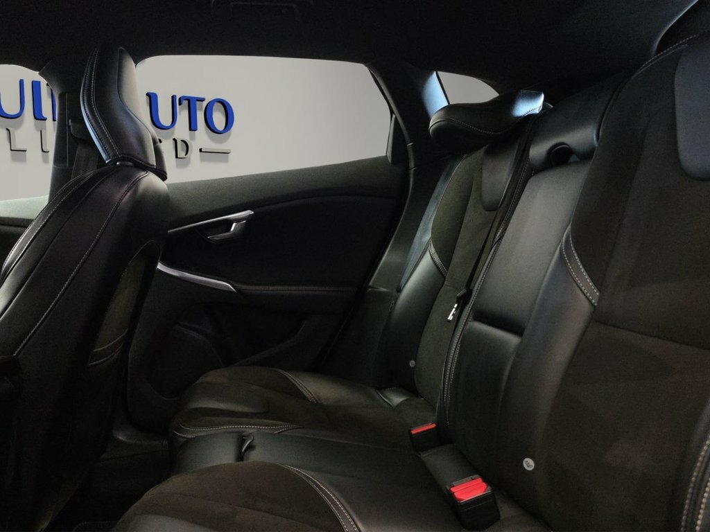 Volvo V40 2.0L D3 R-design Nav 148 Bhp Silver #24