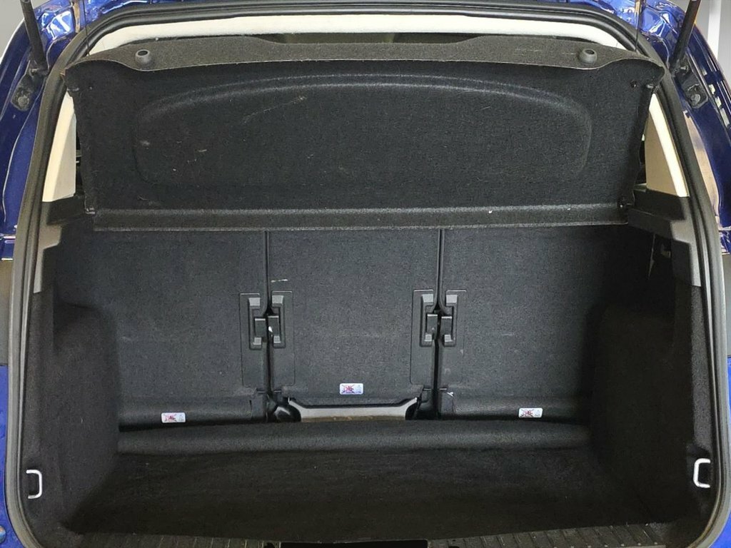 Ford C-Max Estate 1.6 125 Zetec Blue #25