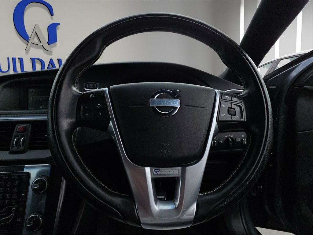 Volvo V40 1.6 T2 R-design 118 Bhp Blue #18